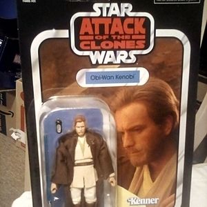 Obi wan kenobi -Stars wars attack of the clones figure,
